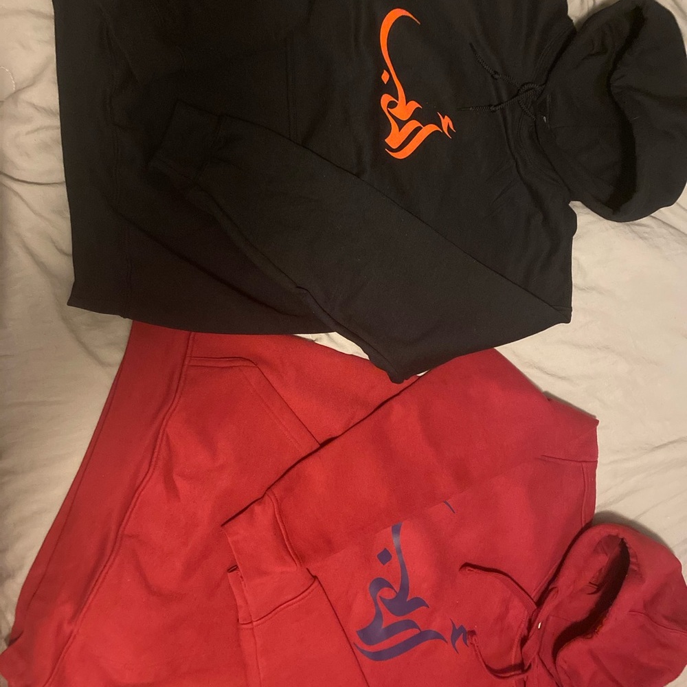 Alláhu-Akbar hoodies men’s sz M 🕋🙇🏽both for $40